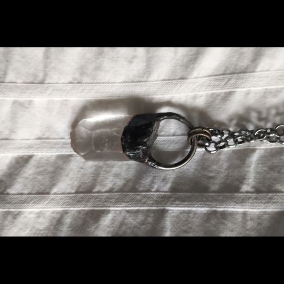 Quartz necklace beautiful crystal chain is not 925. Crystal is real. - Picture 5 of 9